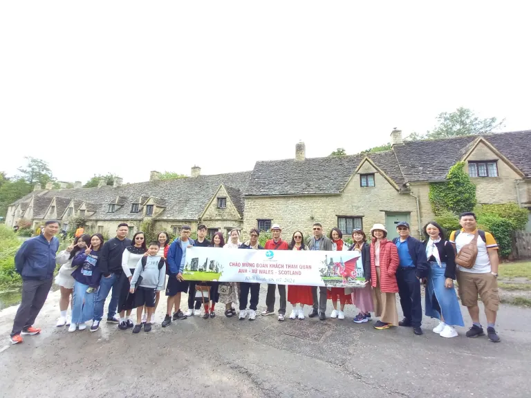 Đoàn Khám phá UK khởi hành 08/07/2024 – ảnh 3