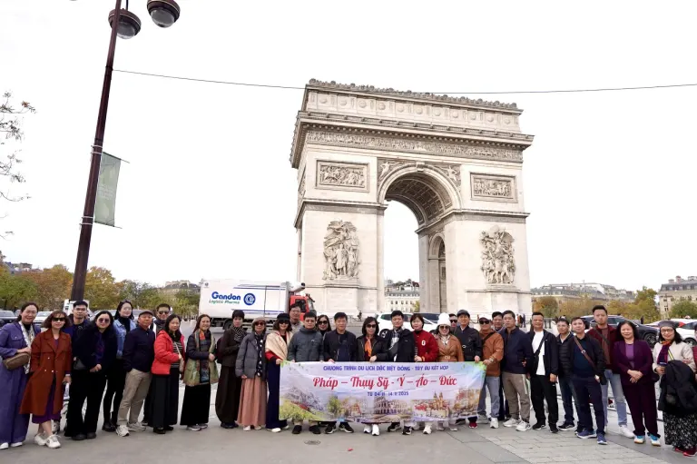 Đoàn Khám phá Châu Âu khởi hành 04/11/2025 – ảnh 9